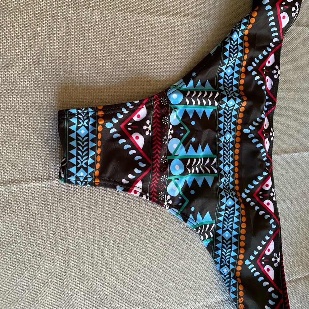 *never worn before* bikini